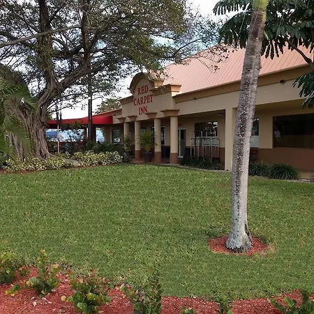 Red Carpet Inn Airport/Cruiseport